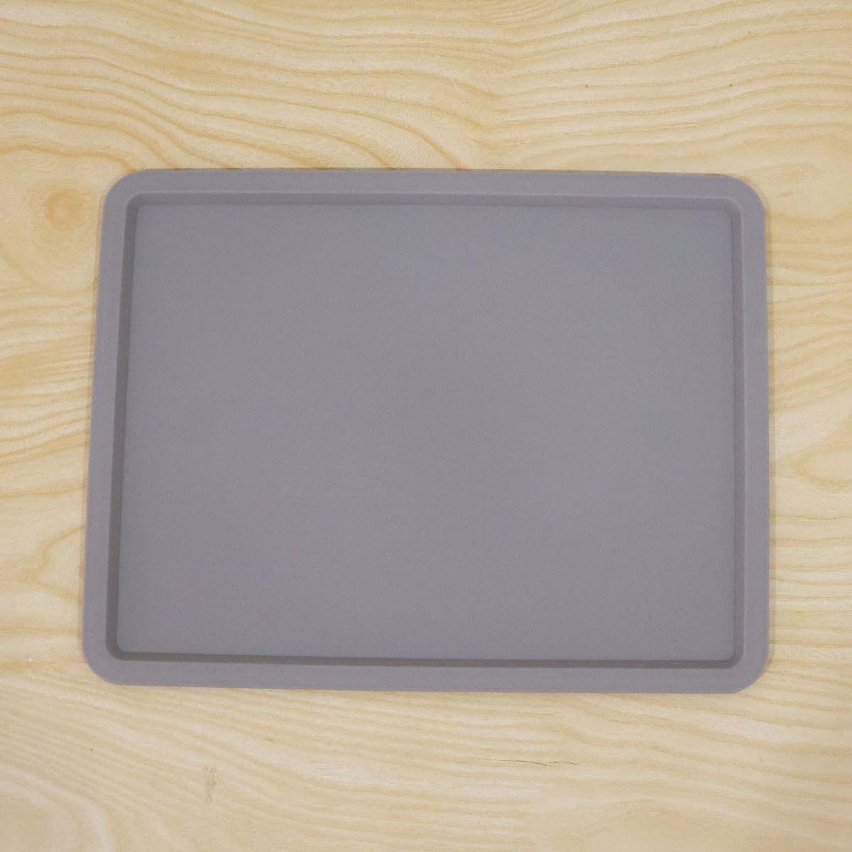 Live product photo of rectangular plastic tray